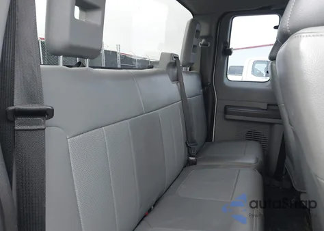 2013 Ford F-250 Xl из США, поврежденный, VIN 1FT7X2A66DEA82978